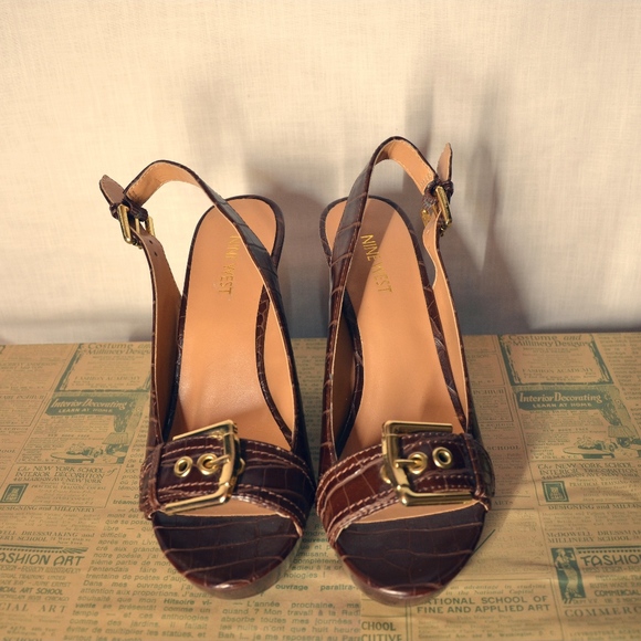 NINE WEST Sling Back Wedges Size 7.5 M - Picture 2 of 7